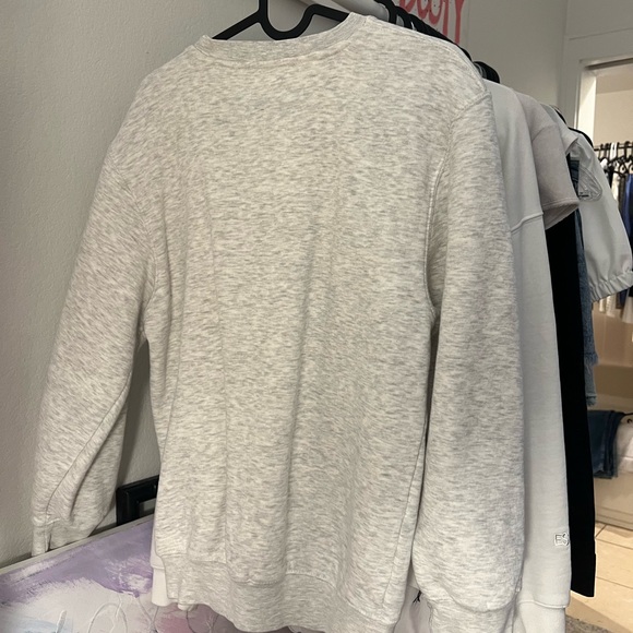 Crewneck - Picture 3 of 3